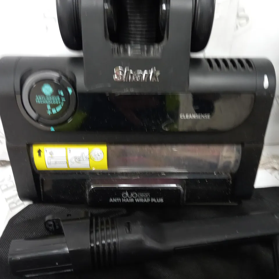 SHARK STRATOS CORDLESS VACUUM IZ400UKT