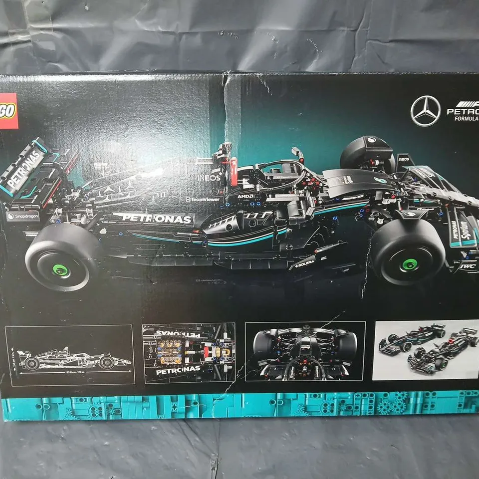 BOXED LEGO MERCEDES AMG F1 W14 - 42171 RRP £189.99