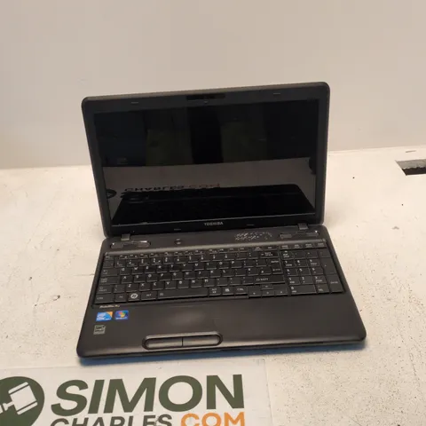 TOSHIBA SATELLITE PRO C660 LAPTOP – BLACK – UK KEYBOARD (FAULTY: CHIPPED SCREEN; BATTERY HEALTH <80%)