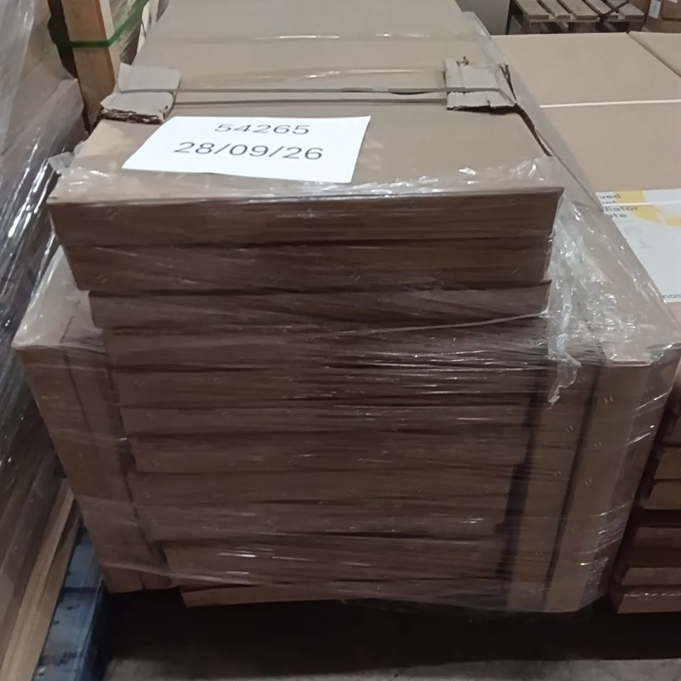 PALLET CONTAINING APPROXIMATELY 35  CURVED TOWEL RADIATORS 