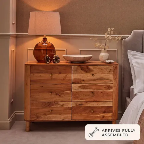 BOXED DUSK AVERY ACACIA WOOD 6 DRAWER CHEST - NATURAL (1 BOX)