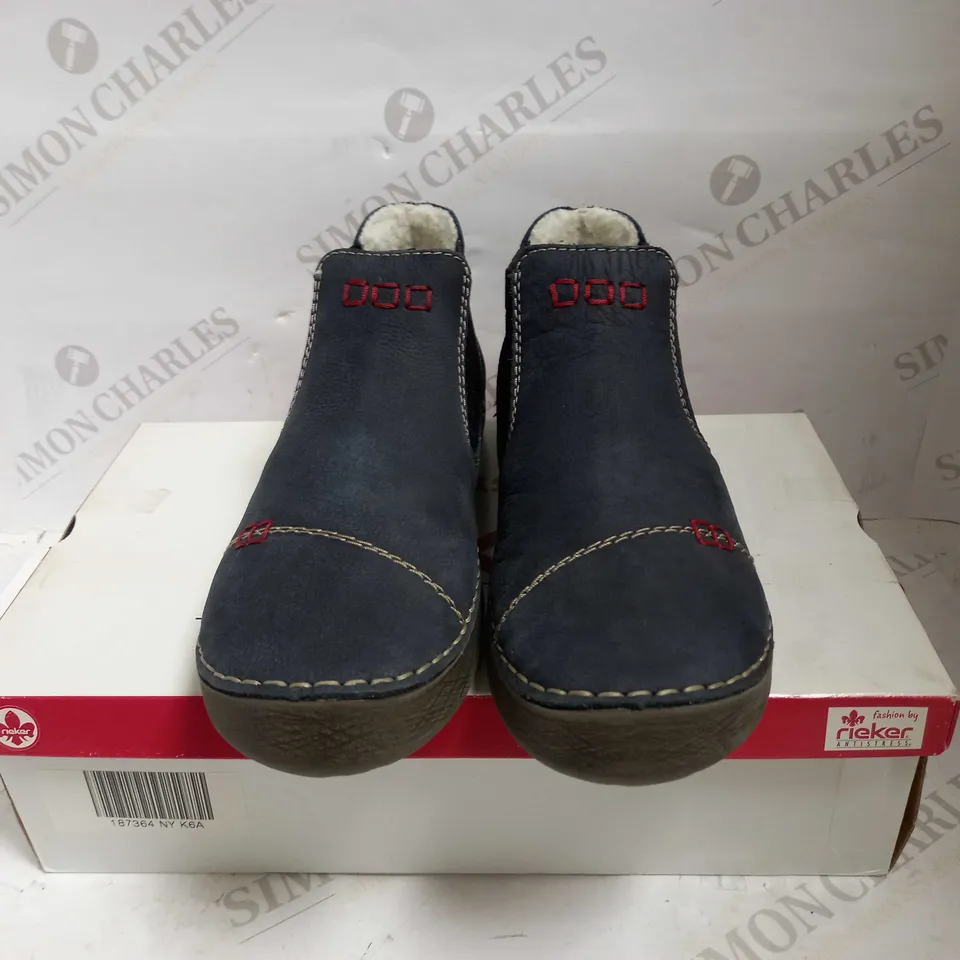 RIEKER CHELSEA BOOTS SIZE 6.5