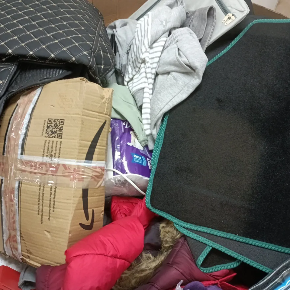 PALLET TO CONTAIN LARGE QUANTITY OF HOUSEHOLD ITEMS TO INCLUDE BIG SEE-THROUGH PENCIL CASE, ETC - COLLECTION ONLY