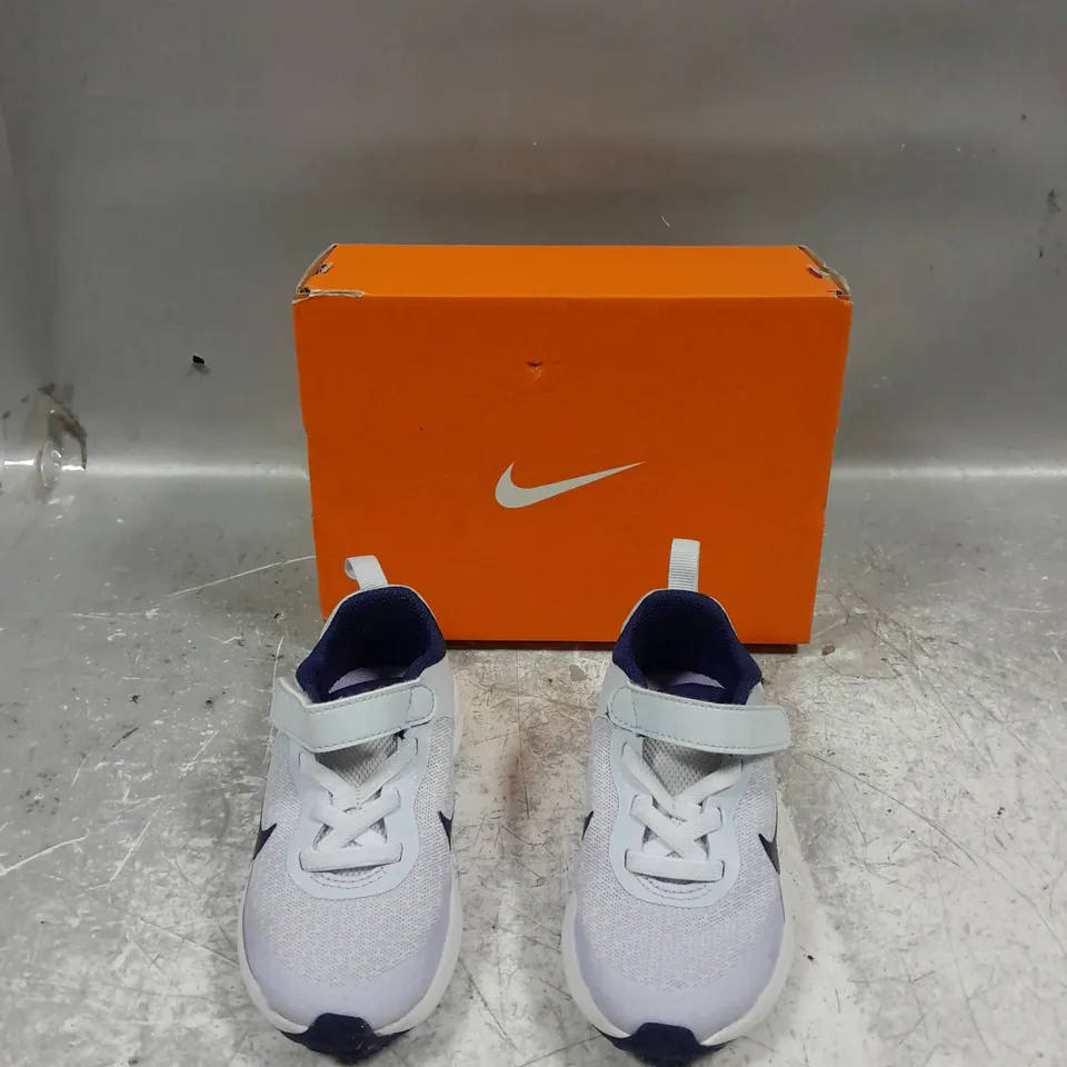 BOXED PAIR OF NIKE REVOLUTION 7 GREY UK 7.5
