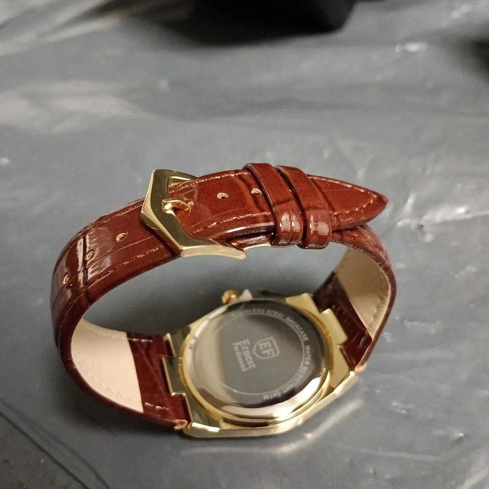 ERNEST FERDINAND QUARTZ WRISTWATCH, GOLD-TONE CASE, BROWN LEATHER STRAP – BOXED
