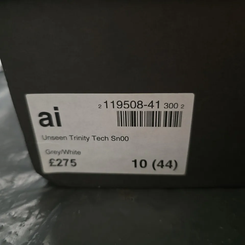 UNSEEN TRINITY TECH SNEAKERS – GREY/WHITE, UK 10 (EU 44)