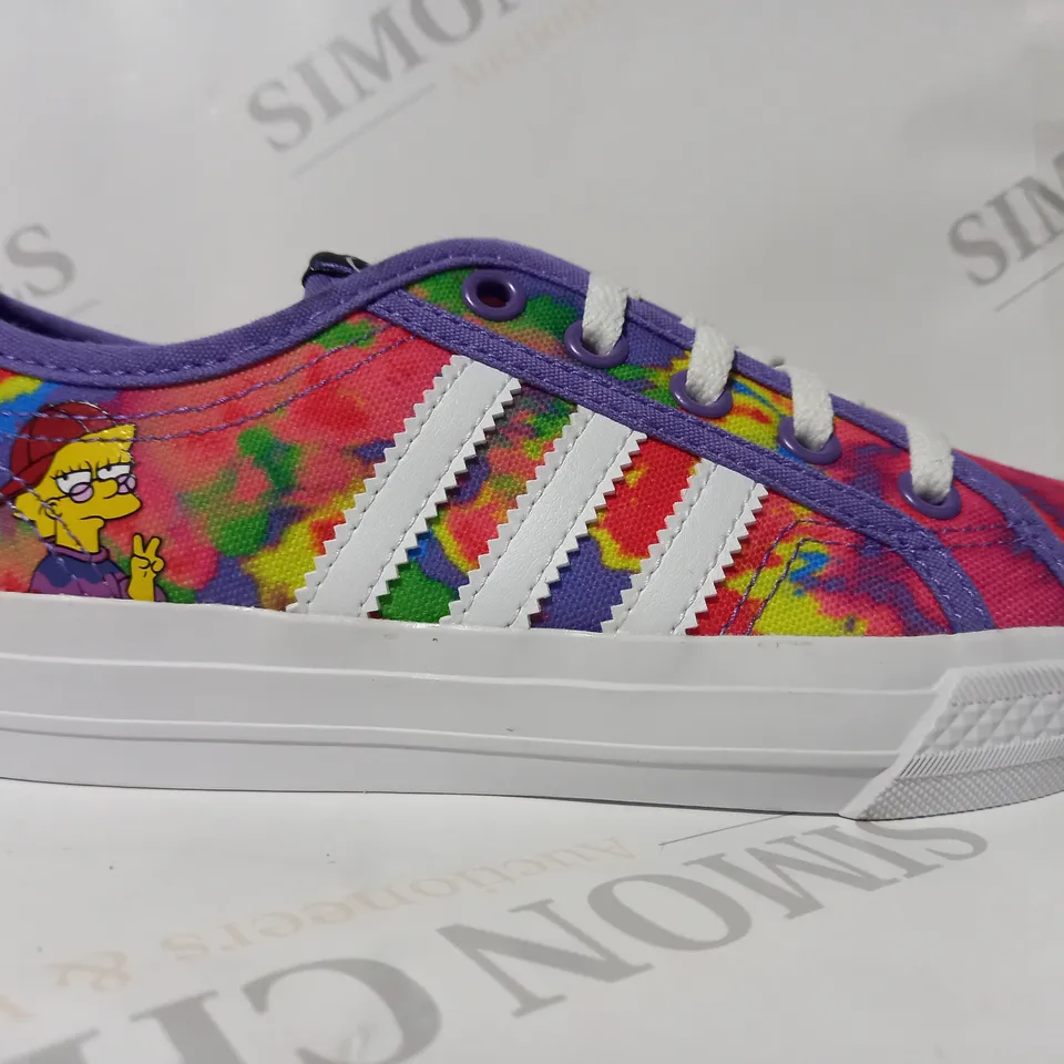 PAIR OF ADIDAS NIZZA C KIDS SHOES IN TIE DYE COLOUR UK SIZE 13.5