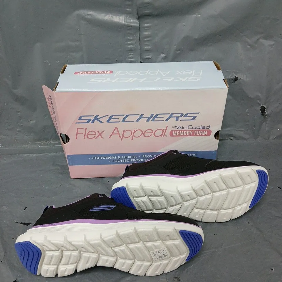 BOXED PAIR OF SKECHERS FLEX APPEAL LACE UP WOMENS TRAINERS UK 7 