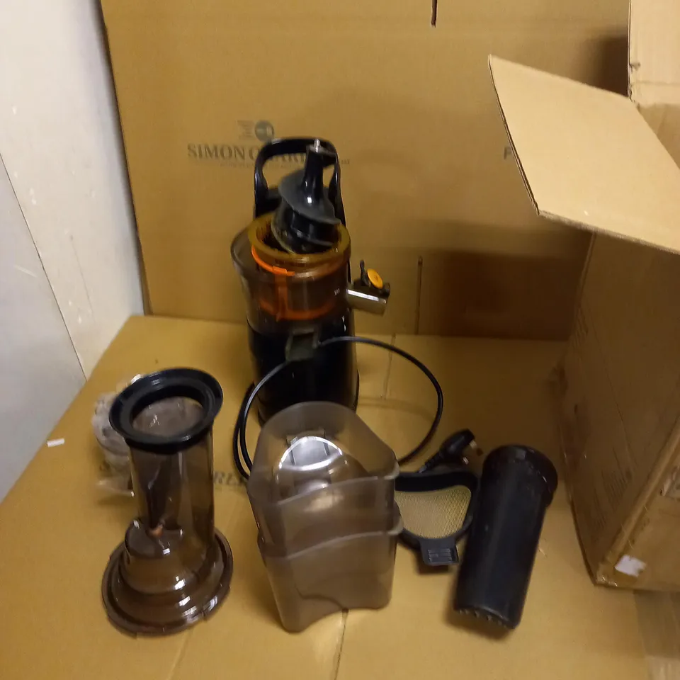 FRIDJA MASTICATING JUICER