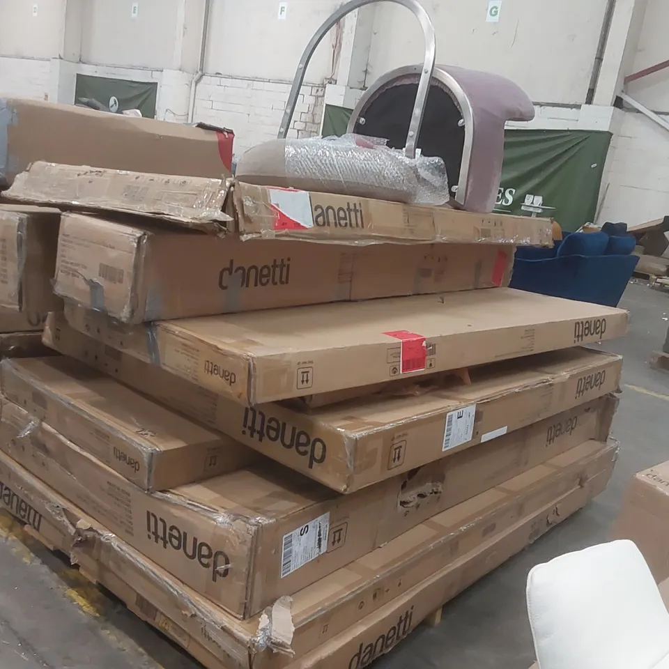 PALLET CONTAINING A LARGE QUANTITY OF ASSORTED DANETTI FURNITURE PARTS