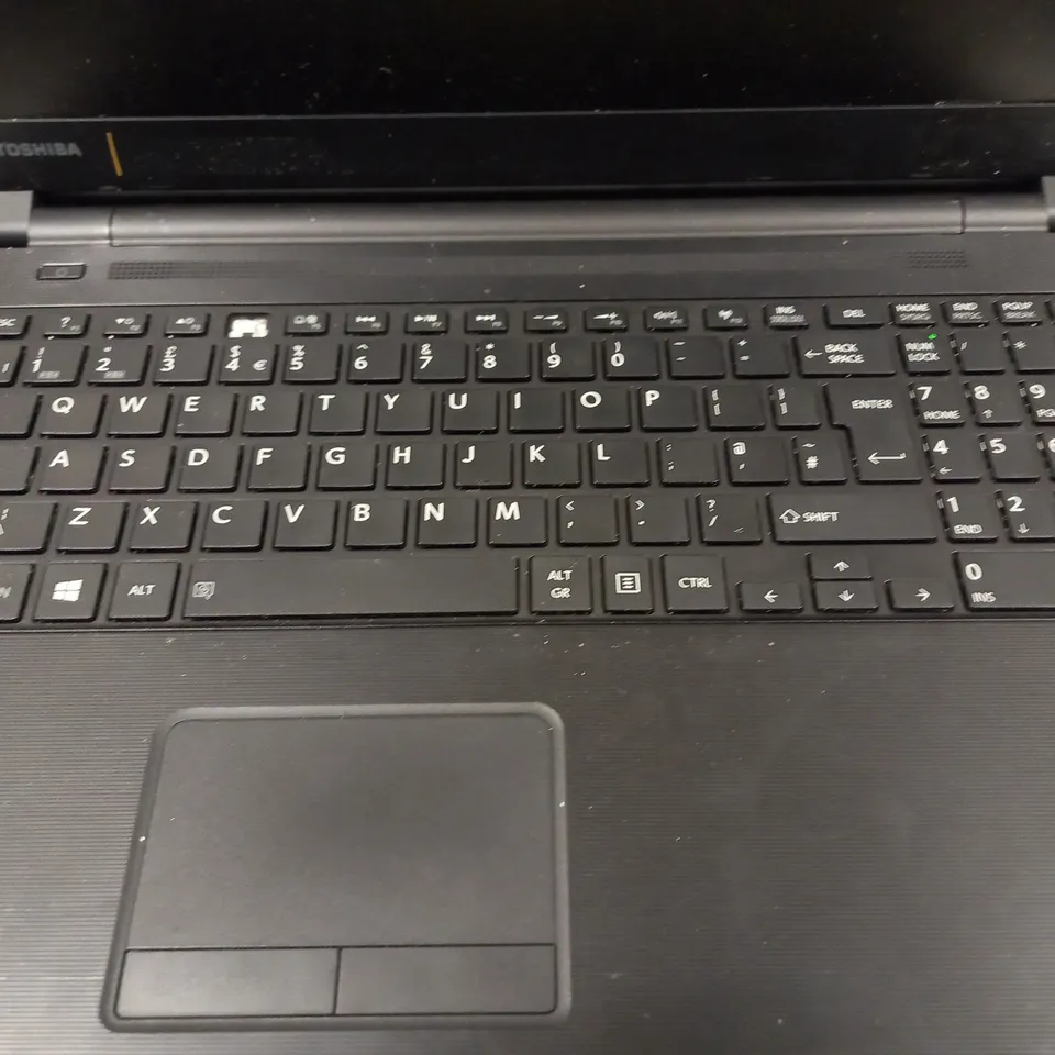 TOSHIBA SATELLITE PRO R50-B LAPTOP IN BLACK