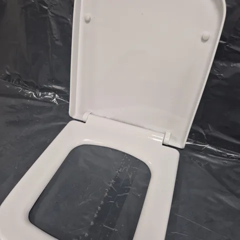 MASS DYNAMIC MUTE TOILET SEAT COVER