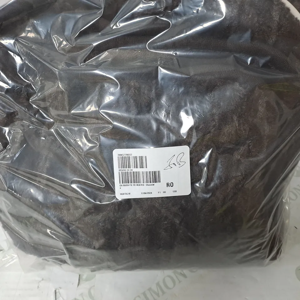 COZEE HOME FAUX FUR HEATED THROW IN CHOCOLATE
