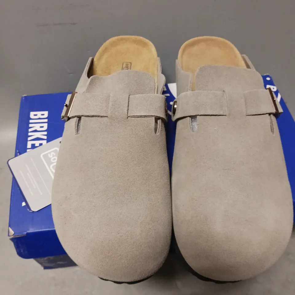 BOXED PAIR OF BIRKENSTOCK BOSTON SANDALS, GRAY - UK SIZE 8