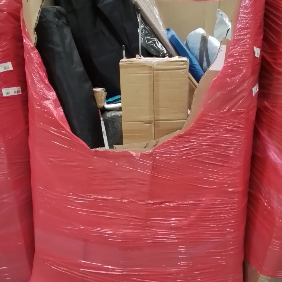 PALLET CONTAINING VARIOUS ASSORTED BOXED HOUSEHOLD ITEMS TO INCLUDE: POP UP TENTS, TRAMPOLINE, LARGE FLOOR MAT, AND LOTS MORE UNMARKED BOXED ITEMS 