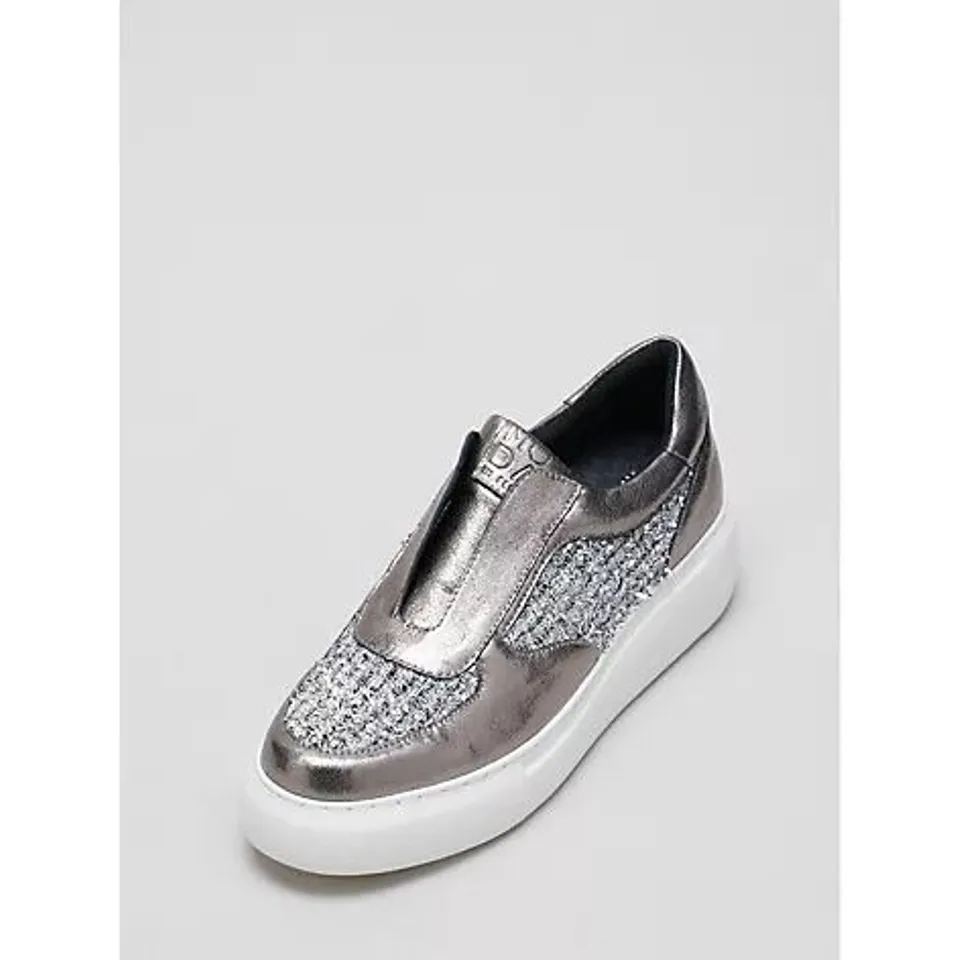 MODA IN PELLE ALTHEA SLIP ON TRAINER- BLACK SIZE 3