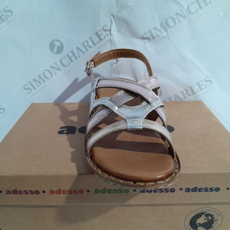 ADESSO TAN BUCKLE PLATFORM SANDALS -SIZE 6
