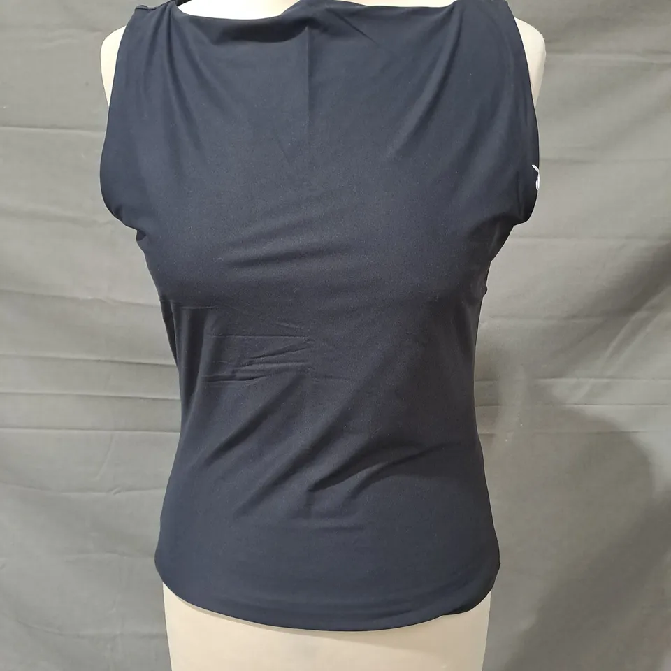 ABERCROMBIE & FITCH TANK TOP IN BLACK SIZE MEDIUM