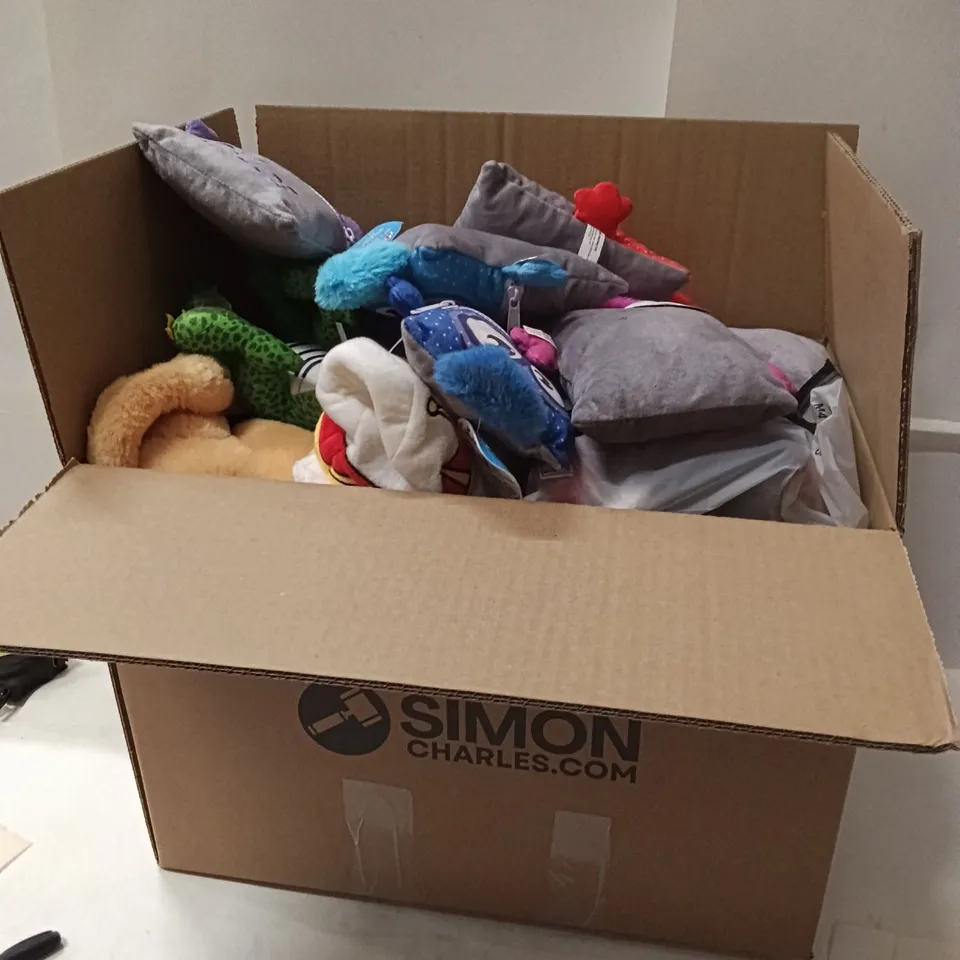 LARGE QUANTITY OF CHILDREN TOYS TO INCLUDE - ASSORTED PLUSHIES