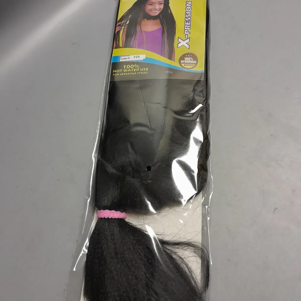LOT OF APPROX 20 OLIVIA COLLECTION X-PRESSION LONG BLACK WIGS
