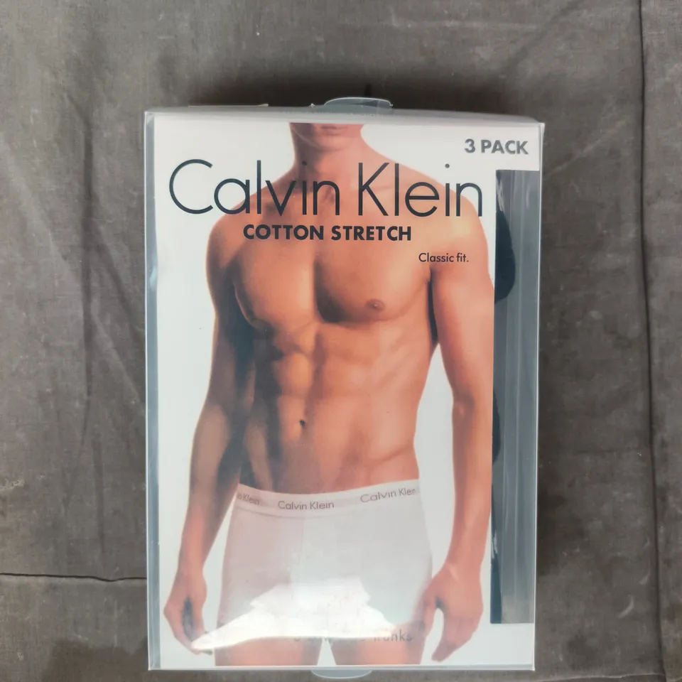 CALVIN KLEIN 3-PACK COTTON STRETCH LOW-RISE TRUNKS IN BLACK SIZE MEDIUM