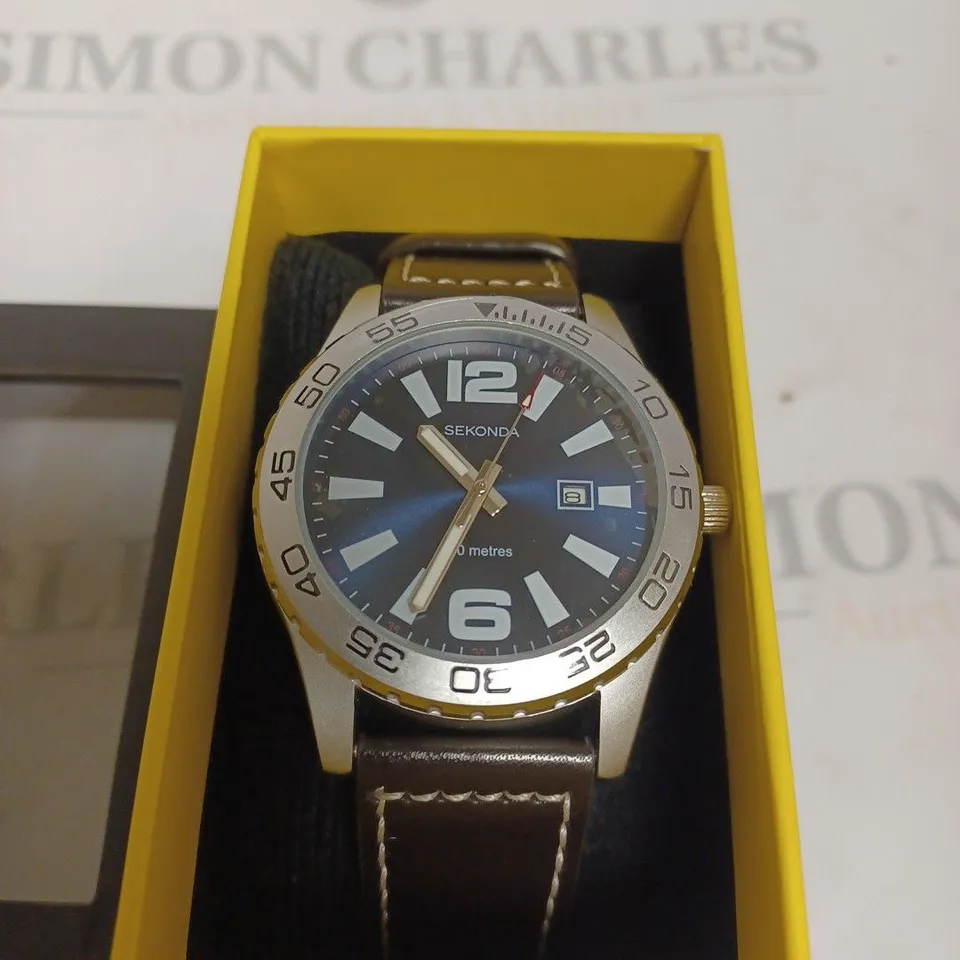 BOXED SEKONDA GENUINE LEATHER STRAP WATCH - BROWN