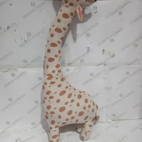 STUFFED GIRAFFE TEDDIE