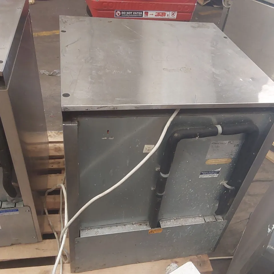 WILLIAMS COMMERCIAL UNDERCOUNTER TEMPERATURE CONTROLLED FOOD STORAGE CABINET