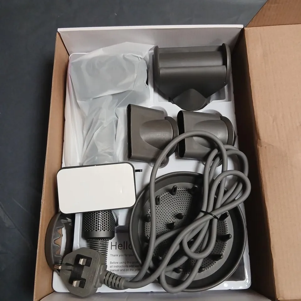 LEAFLESS HAIR DRYER – BOXED WITH ATTACHMENTS
