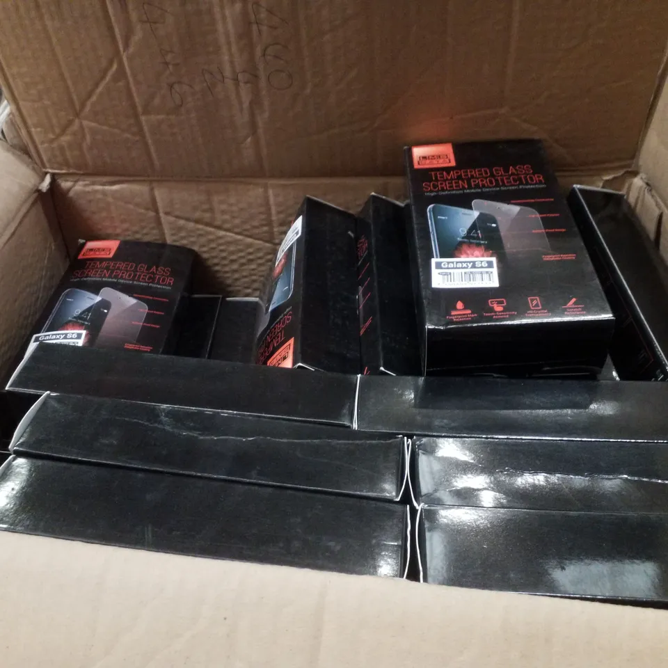 PALLET CONTAINING ASSORTED PRODUCTS INCLUDING ASSORTED TEMPERED GLASS SCREEN PROTECTORS & READING GLASSES