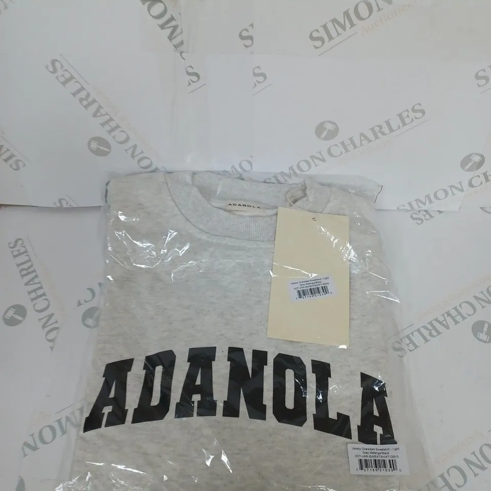 BAGGED ADANOLA VARSITY OVERSIZED SWEATSHIRT SIZE S