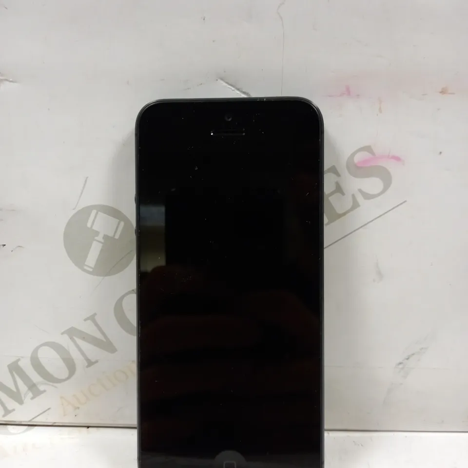 APPLE IPHONE 5 (A1429) SMARTPHONE 