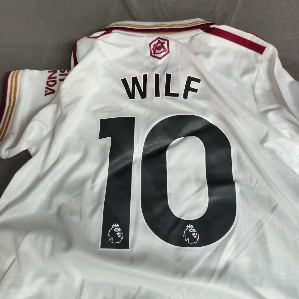 ARSENAL AWAY KIT SIZE 22 