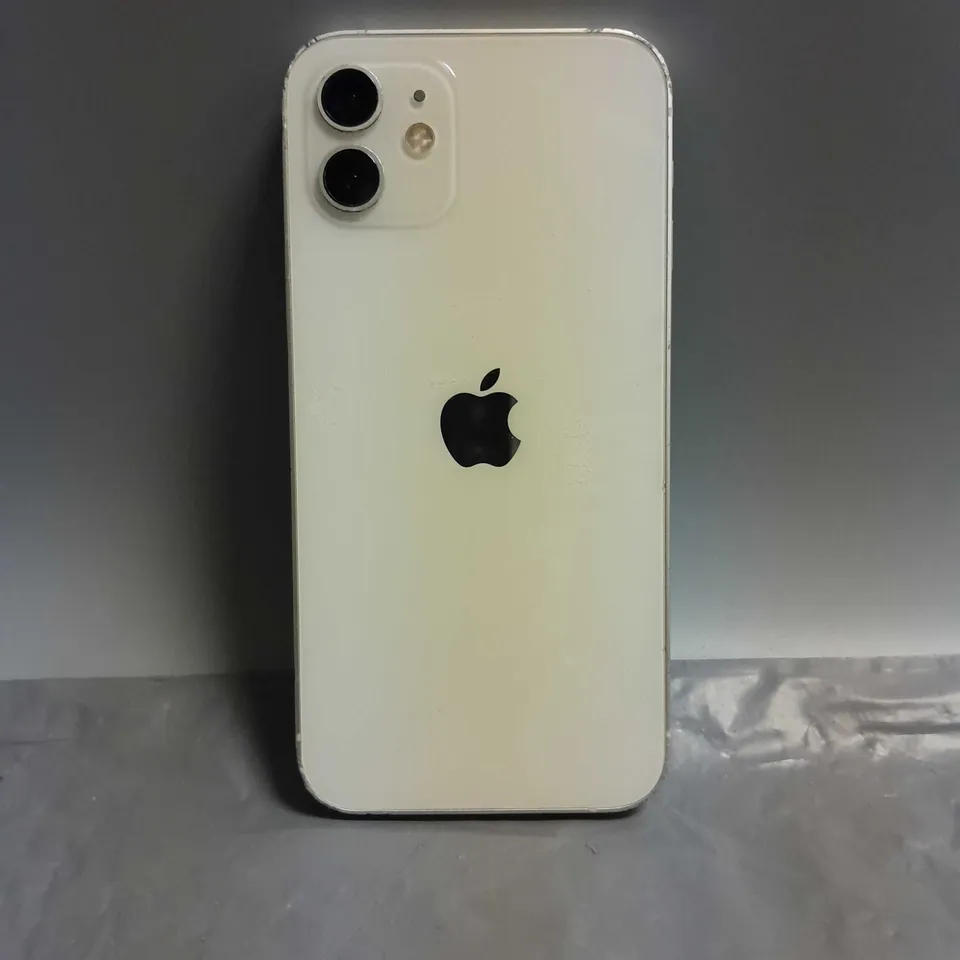 APPLE IPHONE 12 64GB IN WHITE 