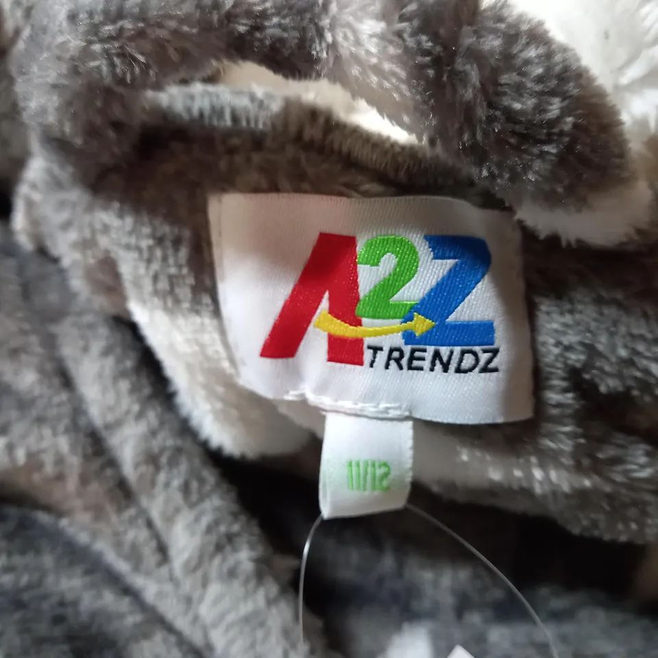 A2Z TEDDY BEAR DRESSING GOWN - SIZE 11/12