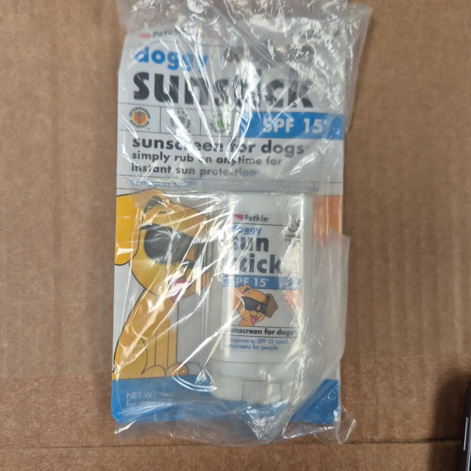 3 X PETKIN DOGGY SUN STICK SPF15 – DOG SUNSCREEN