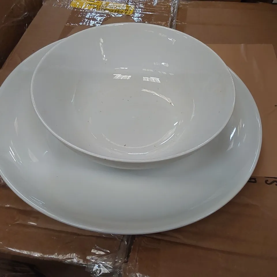 BOXED MERCURY ROW CRILLON PORCELAIN CHINA DINNERWARE SET - 24 PIECE 