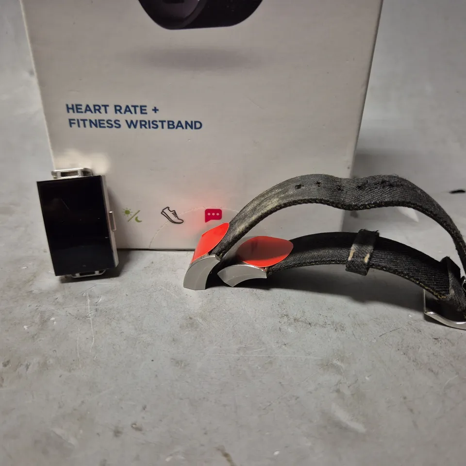 FITBIT CHARGE 2 FITNESS WRISTBAND 