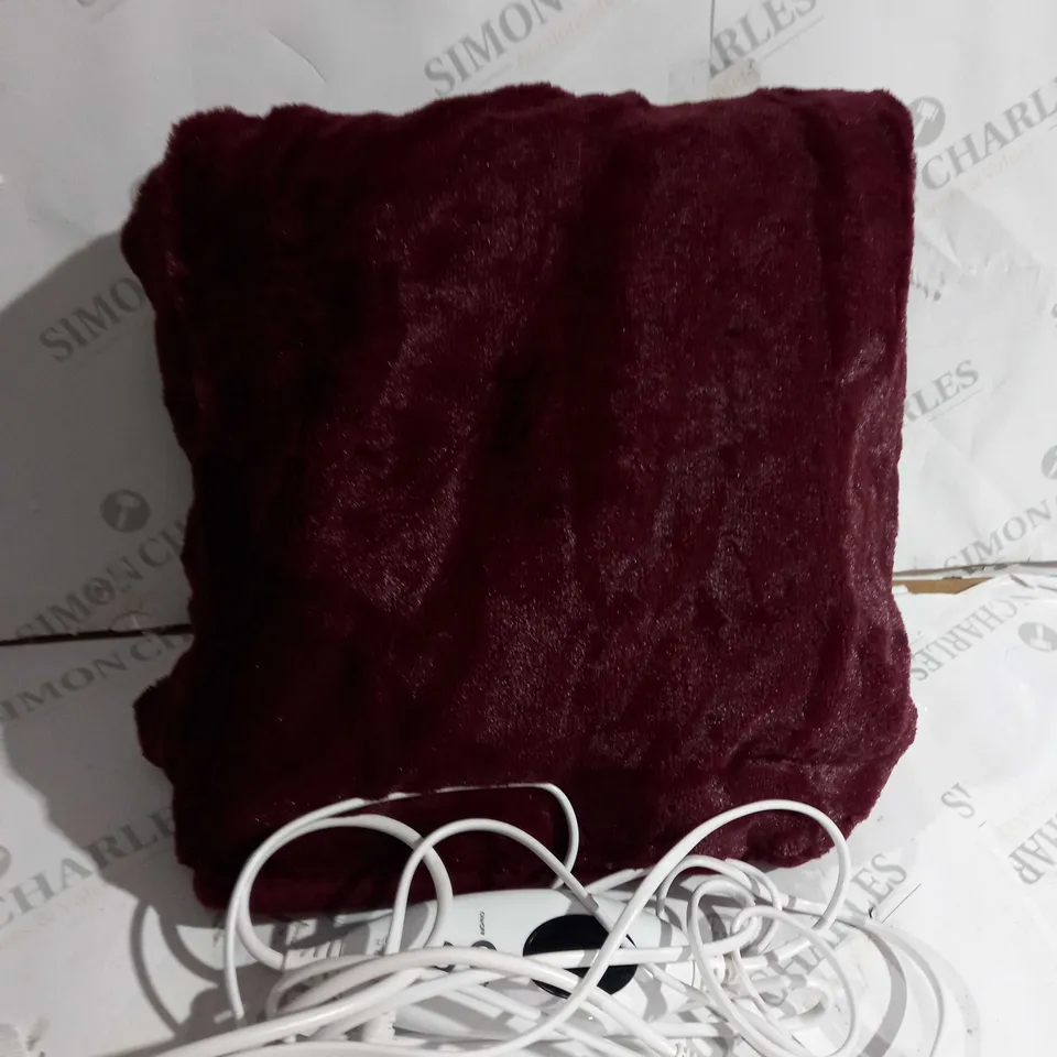 COZEE HOME HEATED THROW IN PLUM