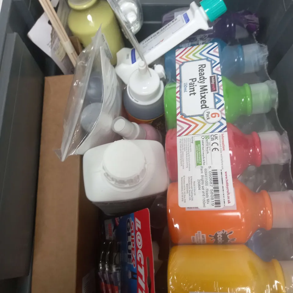 BOX OF APPROXIMATELY 15 ASSORTED ITEMS TO INCLUDE - SUPER GLUE, PAINT, NEEM OIL SPRAY ETC