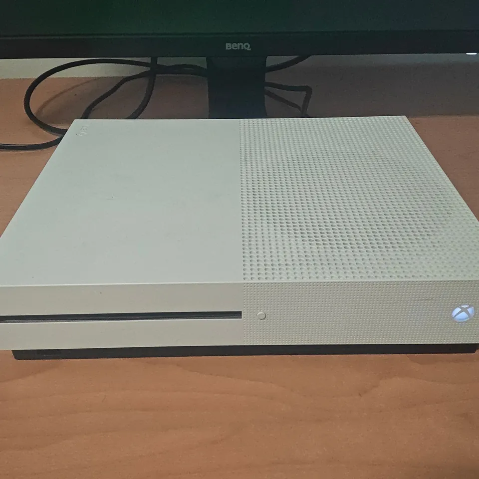 UNBOXED XBOX ONE S DISC EDITION CONSOLE - 1681