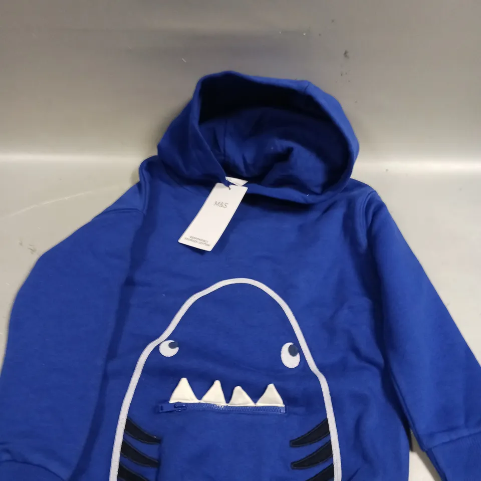 M&S CHILDRENS BLUE SHARK ZIP HOODIE - 5-6YRS 