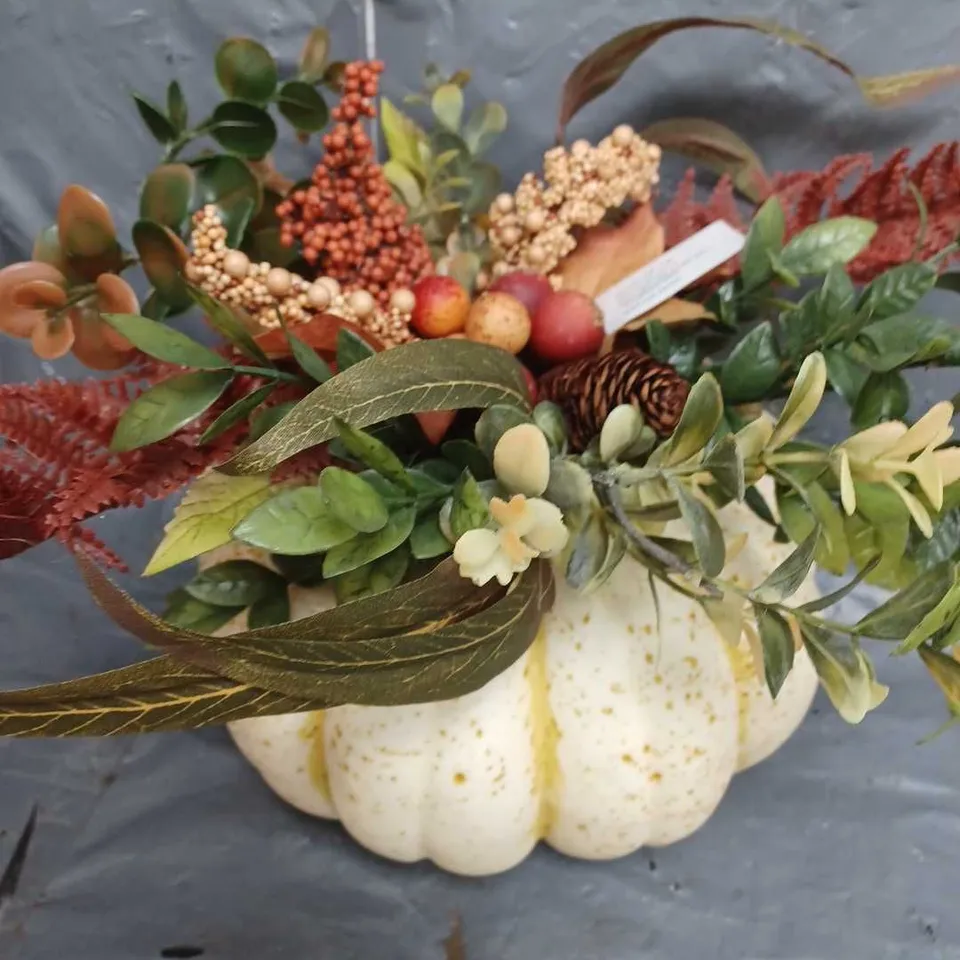 PUMPKIN FAUX FLOWER ARRANGEMENT RRP £23