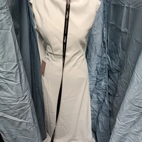 ODDMUSE THE ULTIMATE MUSE DRAPE MAXI DRESS – WHITE, SIZE S