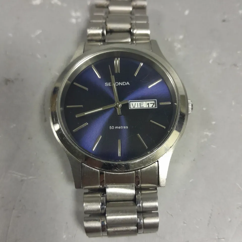 SEKONDA STAINLESS STEEL GENTS WATCH WITH NAVY DIAL