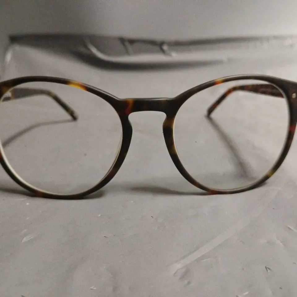 PAIR OF LONDON RETRO LOGAN MATTE TORTOISE GLASSES IN CARRY CASE