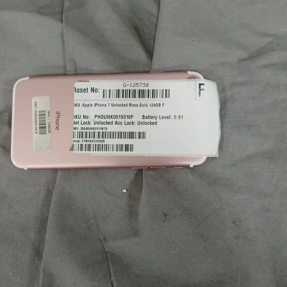 APPLE IPHONE 7 UNLOCKED – ROSE GOLD, 128GB, CRACKED SCREEN