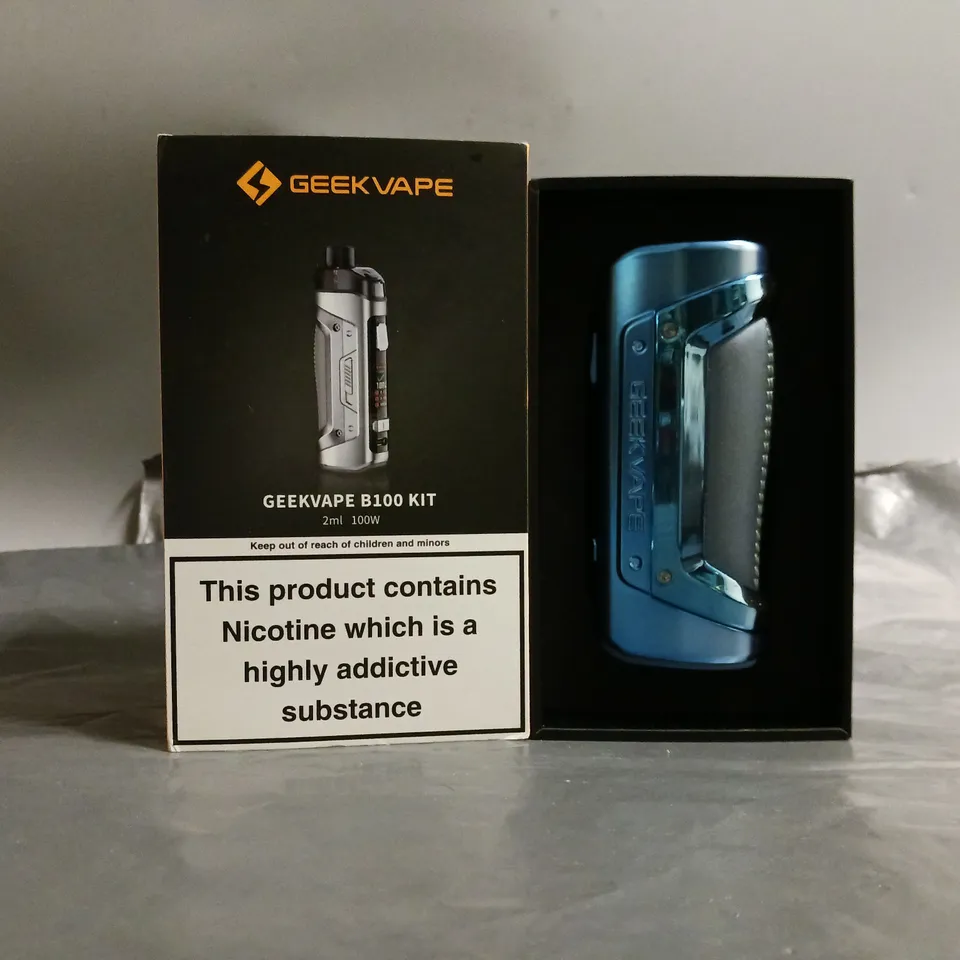 BOXED GEEK VAPE B100 KIT 2ML 100W