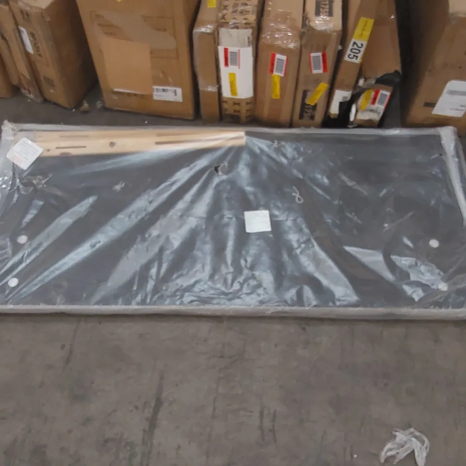 BAGGED DENFIELD UPHOLSTERED HEADBOARD - KING SIZE