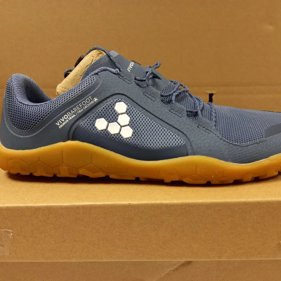 BOXED PAIR OF PRIMUS TRAIL NAVY TEXTILE TRAINERS - SIZE 6